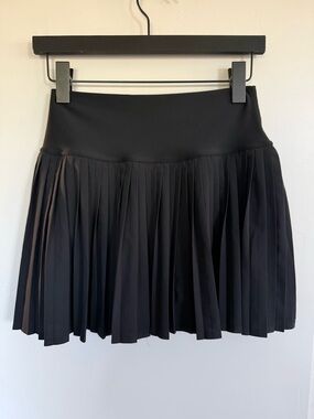 NWOT ALO Yoga Grand Slam Tennis Skirt Size Medium